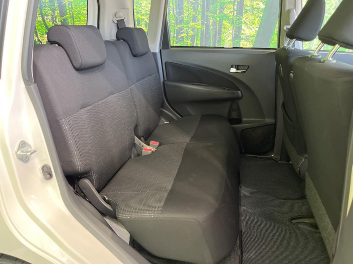 2013 Daihatsu Move DBA-LA100S (UW-6a2b787876015)[17]