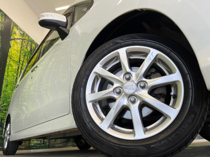 2013 Daihatsu Move DBA-LA100S (UW-6a2b787876015)[22]
