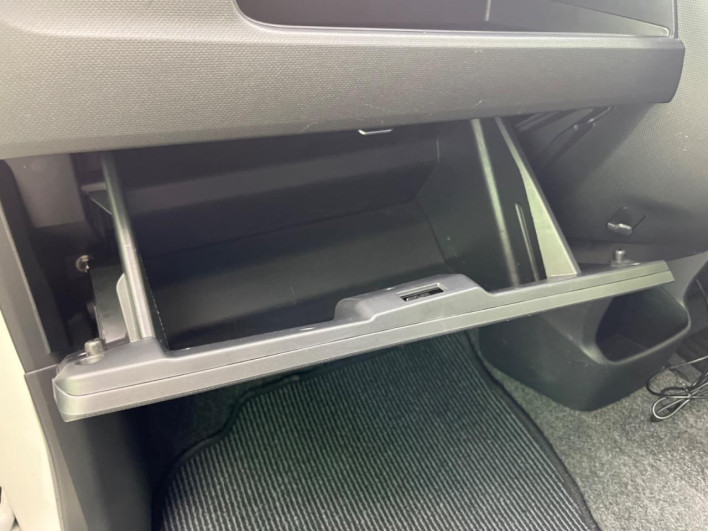 2013 Daihatsu Move DBA-LA100S (UW-6a2b787876015)[10]
