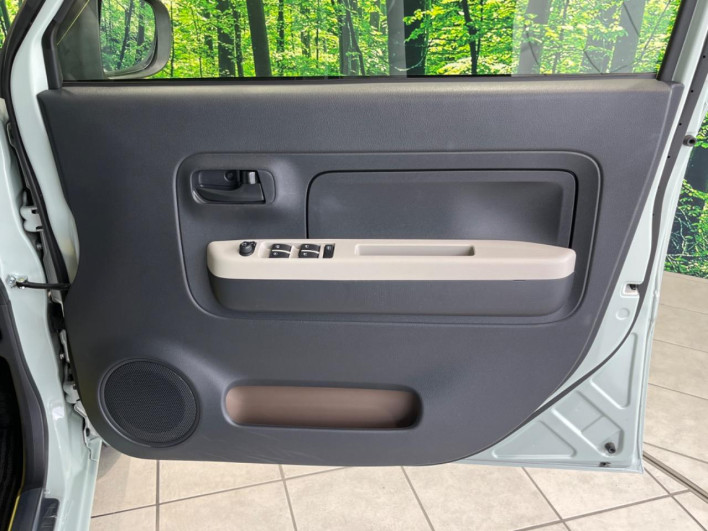 2020 Daihatsu Mira Tocot DBA-LA550S (UW-6a2b78875c2d1)[21]