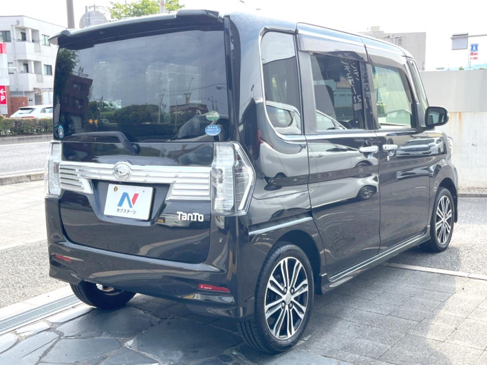 2016 Daihatsu Tanto DBA-LA600S (UW-6a2b788ba66c3)[24]