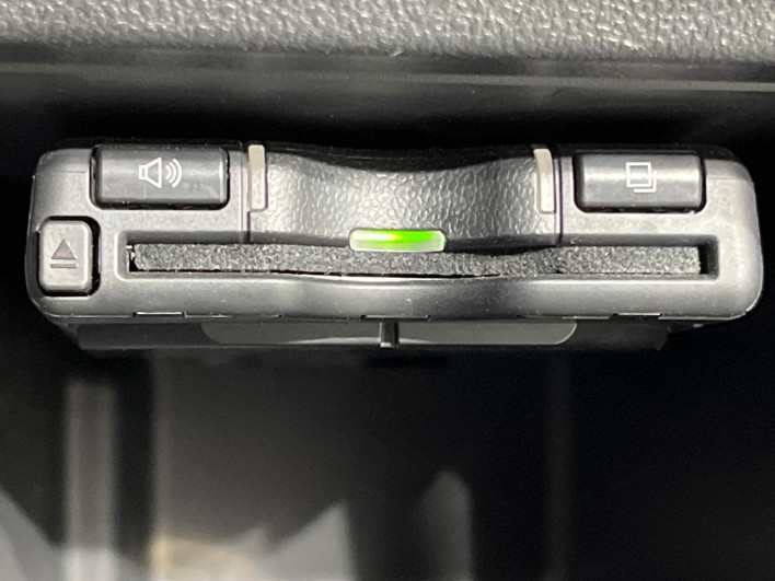 2021 Toyota Pixis Mega 3BA-LA700A (UW-6a2b7895efc9e)[13]