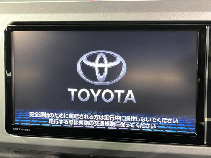 2021 Toyota Pixis Mega 3BA-LA700A (UW-6a2b7895efc9e)[12]