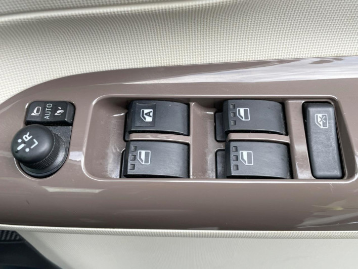 2018 Daihatsu Move Canbus DBA-LA800S (UW-6a2b7898a730c)[23]