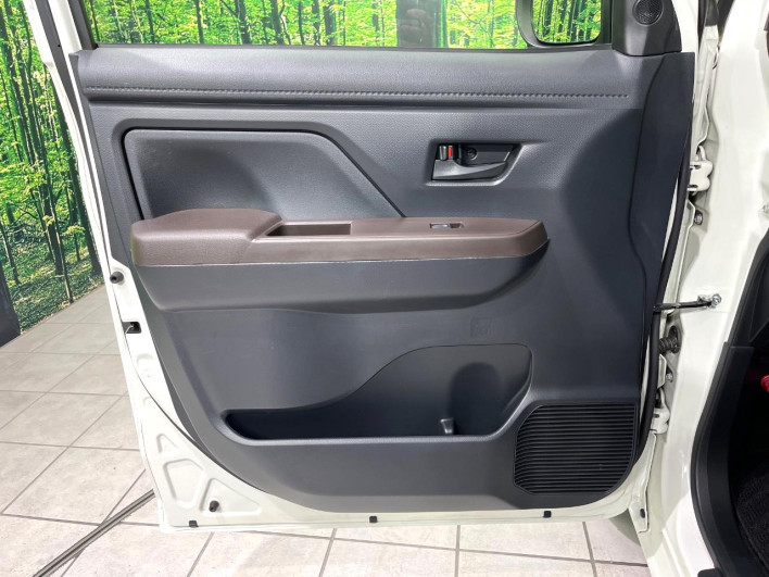2017 Toyota TANK DBA-M900A (UW-6a2b78a657353)[24]