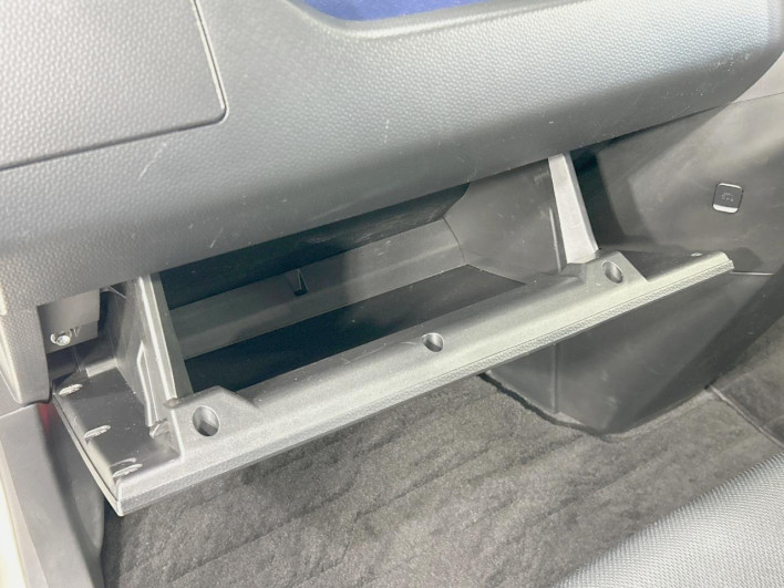 2017 Daihatsu Toll DBA-M900S (UW-6a2b78b14a7ba)[24]