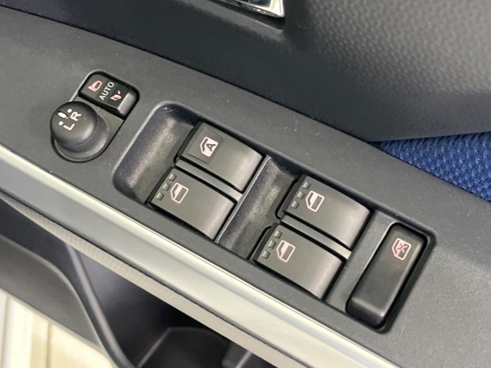 2020 Daihatsu Toll DBA-M900S (UW-6a2b78b18854c)[29]