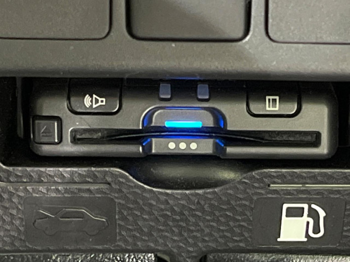 2020 Daihatsu Toll DBA-M900S (UW-6a2b78b19c68e)[14]