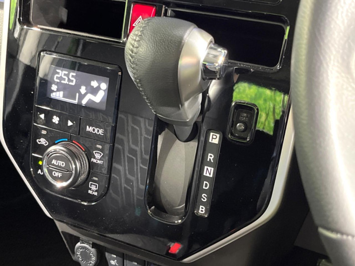 2020 Daihatsu Toll DBA-M900S (UW-6a2b78b19c68e)[24]