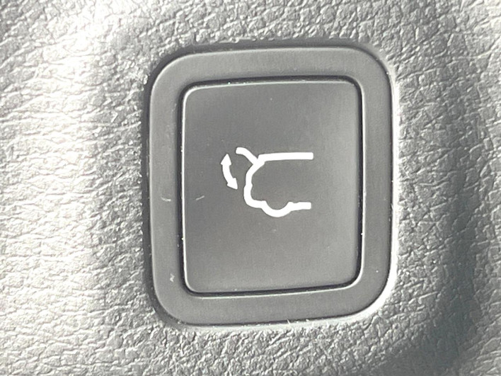 2022 Chrysler Jeep Compass 3BA-M624 (UW-6a2b78bf4bc22)[16]
