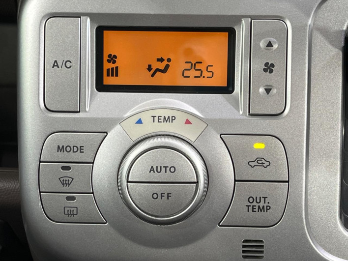 2009 Nissan Moco DBA-MG22S (UW-6a2b78bfe1182)[14]
