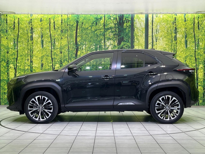 2021 Toyota Yaris Cross 6AA-MXPJ10 (UW-6a2b78f556582)[6]