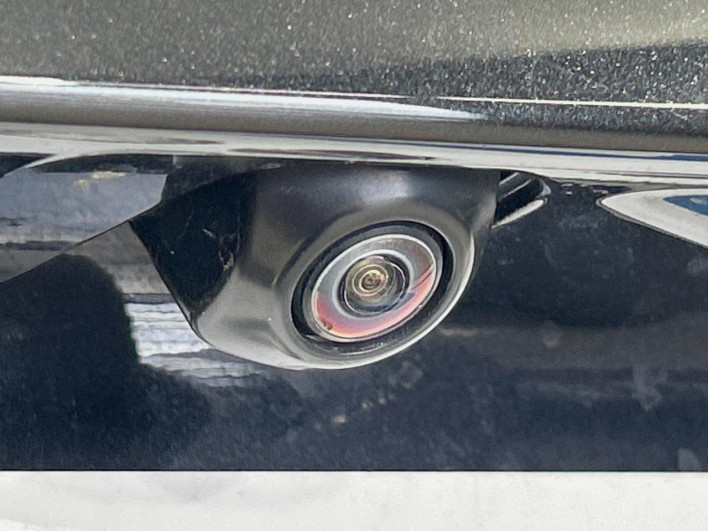 2021 Toyota Aqua 6AA-MXPK11 (UW-6a2b78fce571d)[17]