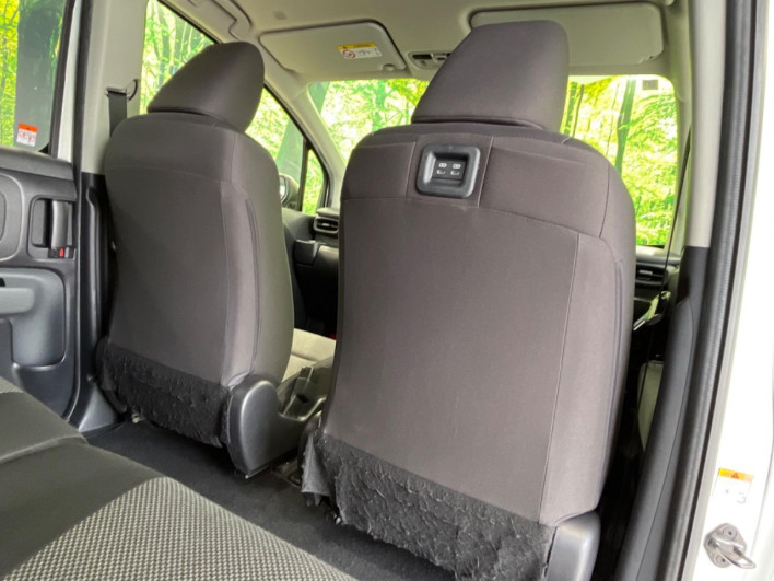 2023 Toyota Sienta 6AA-MXPL10G (UW-6a2b79027e88c)[19]