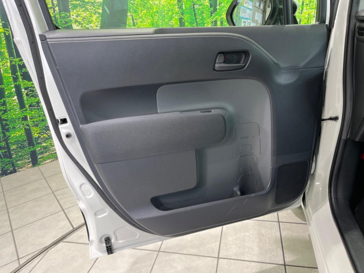 2023 Toyota Sienta 6AA-MXPL10G (UW-6a2b79027e88c)[11]