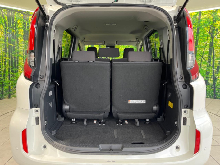 2023 Toyota Sienta 6AA-MXPL10G (UW-6a2b79027e88c)[18]