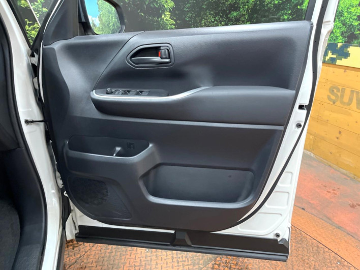 2023 Toyota Noah 6BA-MZRA90W (UW-6a2b79128c4c0)[17]