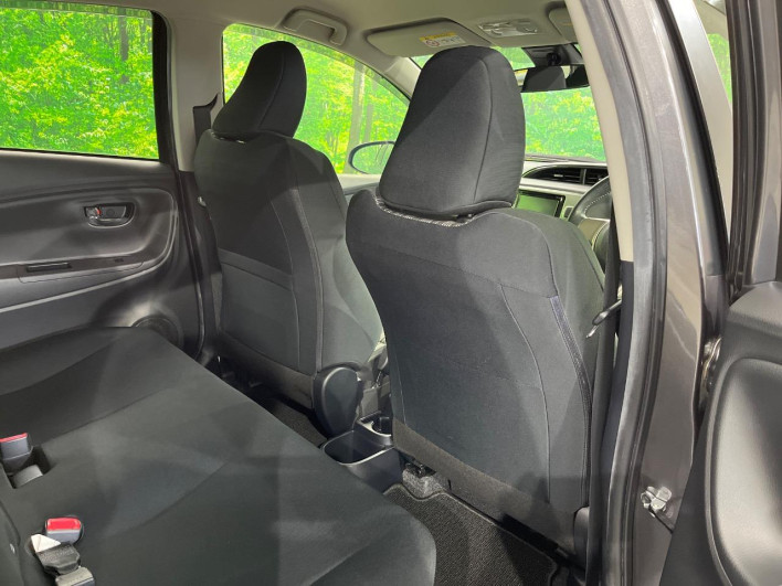 2015 Toyota Vitz DBA-NCP131 (UW-6a2b7916054e9)[23]