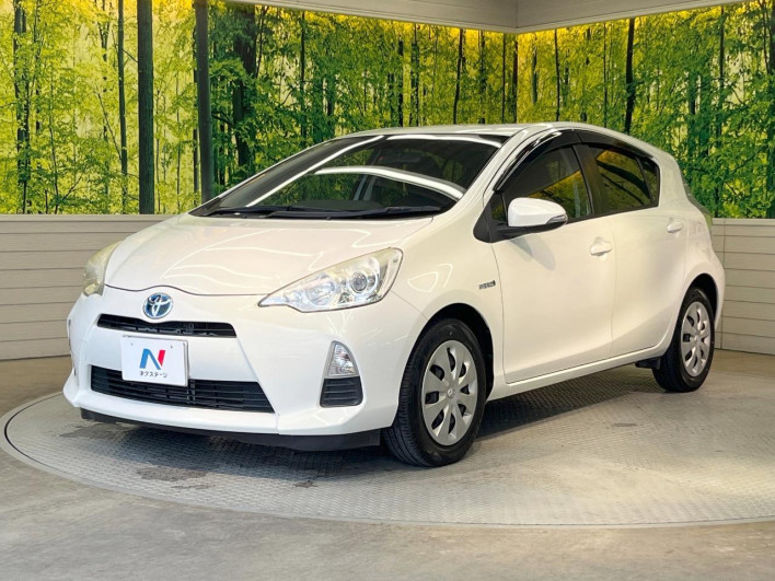 2012 Toyota Aqua DAA-NHP10 (UW-6a2b7919ebc04)[13]