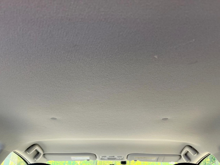 2012 Toyota Aqua DAA-NHP10 (UW-6a2b7919ebc04)[29]