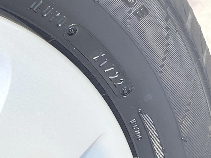 2012 Toyota Aqua DAA-NHP10 (UW-6a2b7919ebc04)[6]