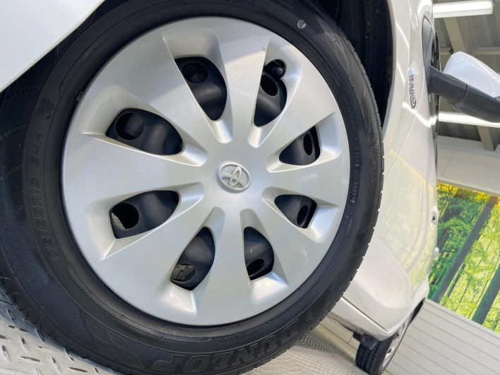 2012 Toyota Aqua DAA-NHP10 (UW-6a2b7919ebc04)[7]