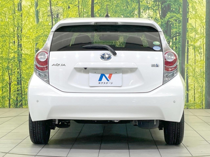 2013 Toyota Aqua DAA-NHP10 (UW-6a2b791aae2b7)[9]