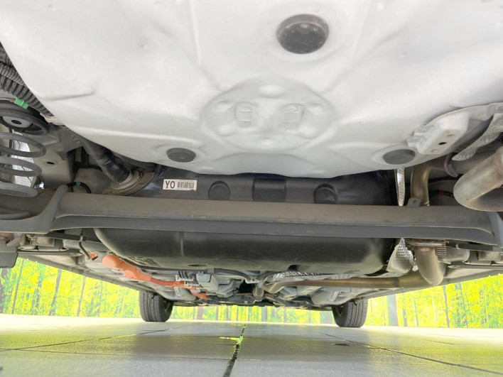 2013 Toyota Aqua DAA-NHP10 (UW-6a2b791aae2b7)[19]