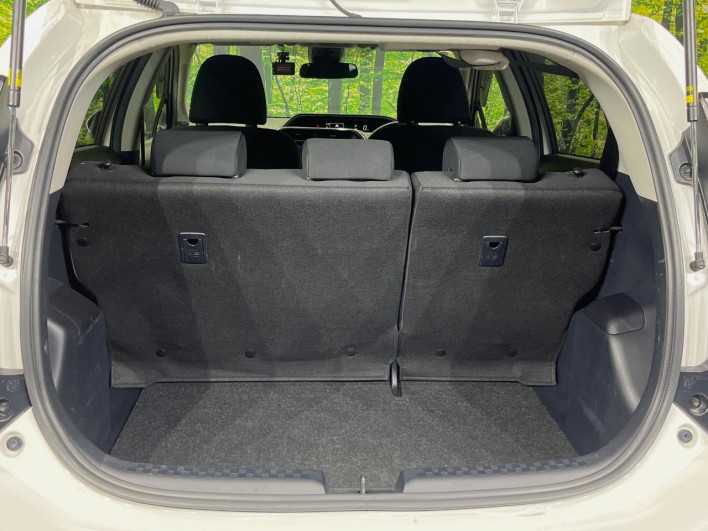2021 Toyota Aqua 6AA-NHP10 (UW-6a2b791d7ee57)[10]