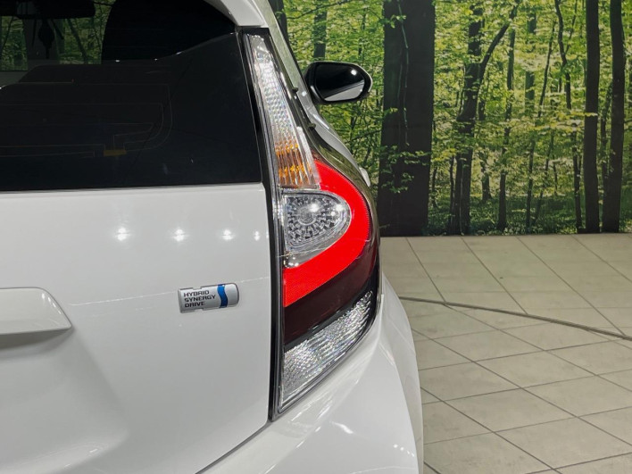 2021 Toyota Aqua 6AA-NHP10 (UW-6a2b791d7ee57)[8]