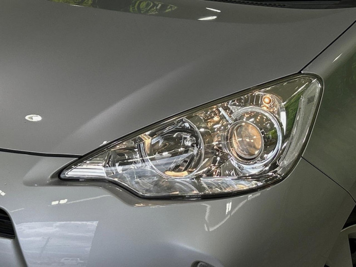 2014 Toyota Aqua DAA-NHP10 (UW-6a2b791eadb62)[6]