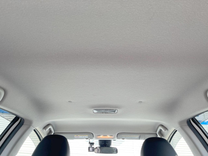 2016 Toyota Aqua DAA-NHP10 (UW-6a2b7920763cf)[21]