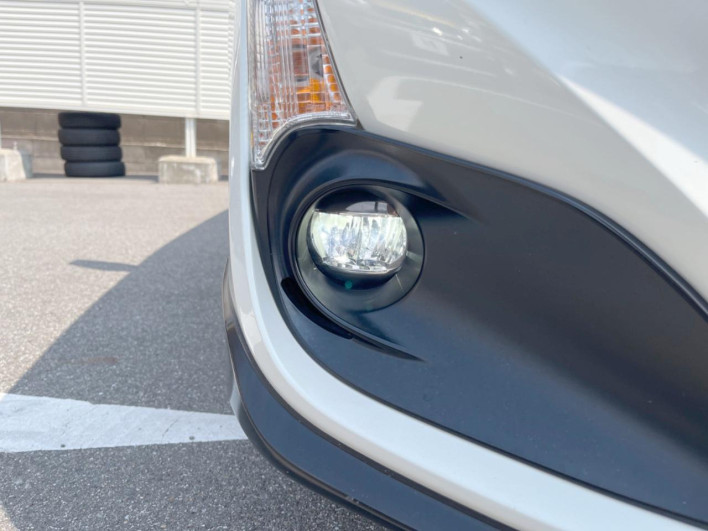 2016 Toyota Aqua DAA-NHP10 (UW-6a2b7920763cf)[10]