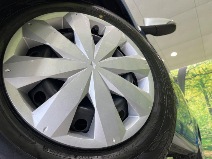 2012 Toyota Vitz DBA-NSP130 (UW-6a2b7925c6018)[10]