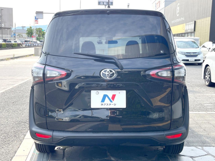 2015 Toyota Sienta DBA-NSP170G (UW-6a2b7928797e2)[17]