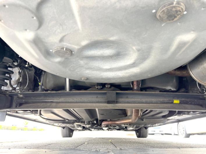 2015 Toyota Sienta DBA-NSP170G (UW-6a2b7928797e2)[24]