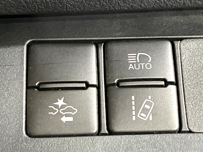2019 Toyota Sienta DBA-NSP170G (UW-6a2b792ae7483)[26]