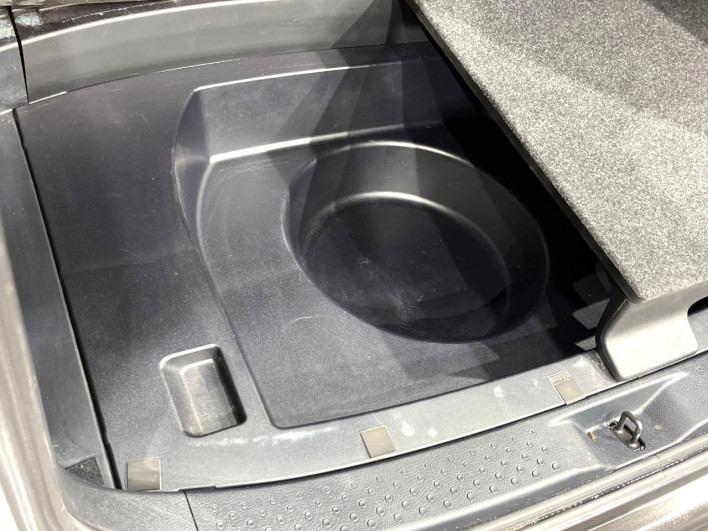 2019 Toyota Sienta DBA-NSP170G (UW-6a2b792ae7483)[18]
