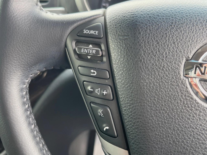 2013 Nissan Elgrand DBA-PE52 (UW-6a2b7932c36ab)[11]