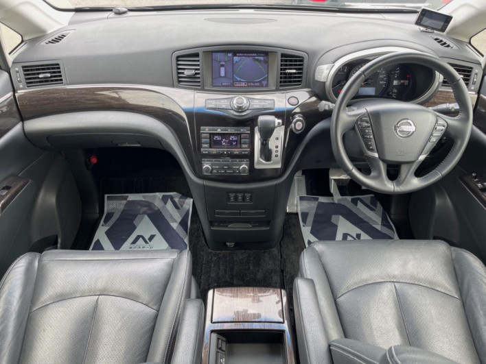 2013 Nissan Elgrand DBA-PE52 (UW-6a2b7932c36ab)[29]