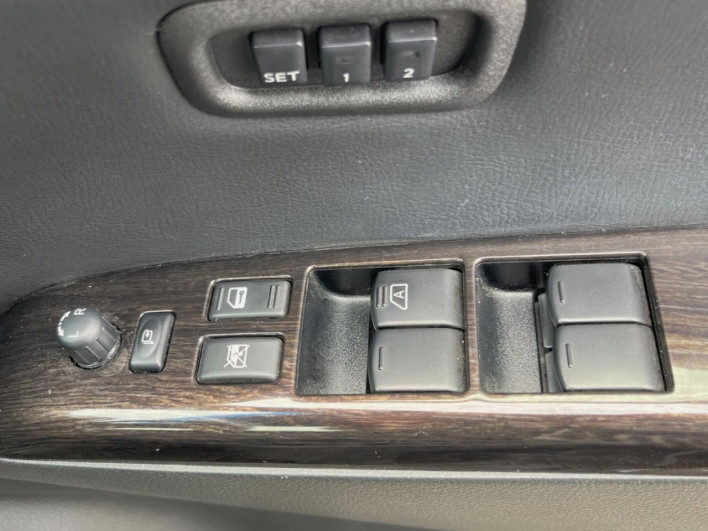 2013 Nissan Elgrand DBA-PE52 (UW-6a2b7932c36ab)[12]