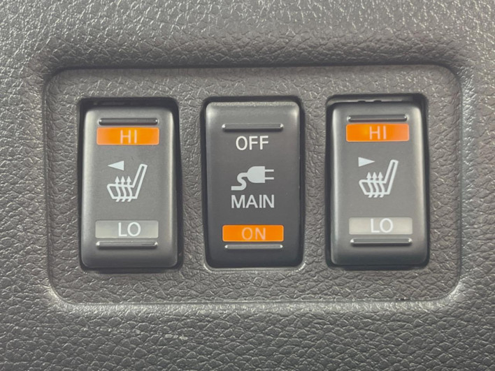2013 Nissan Elgrand DBA-PE52 (UW-6a2b7932c36ab)[22]