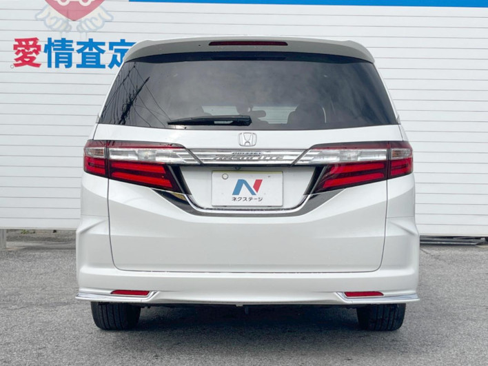 2014 Honda Odyssey DBA-RC1 (UW-6a2b79338ab9e)[7]