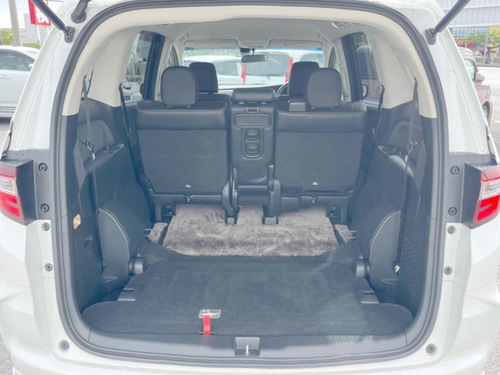 2014 Honda Odyssey DBA-RC1 (UW-6a2b79338ab9e)[25]