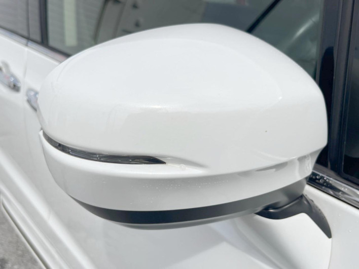 2014 Honda Odyssey DBA-RC1 (UW-6a2b79338ab9e)[17]