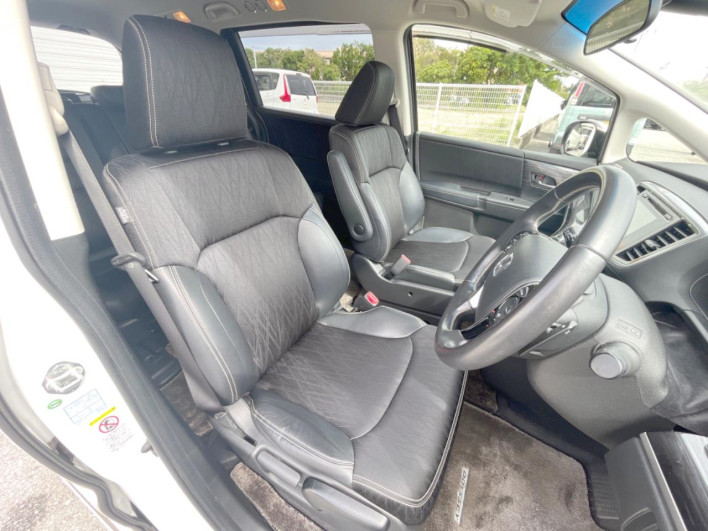 2014 Honda Odyssey DBA-RC1 (UW-6a2b79338ab9e)[29]