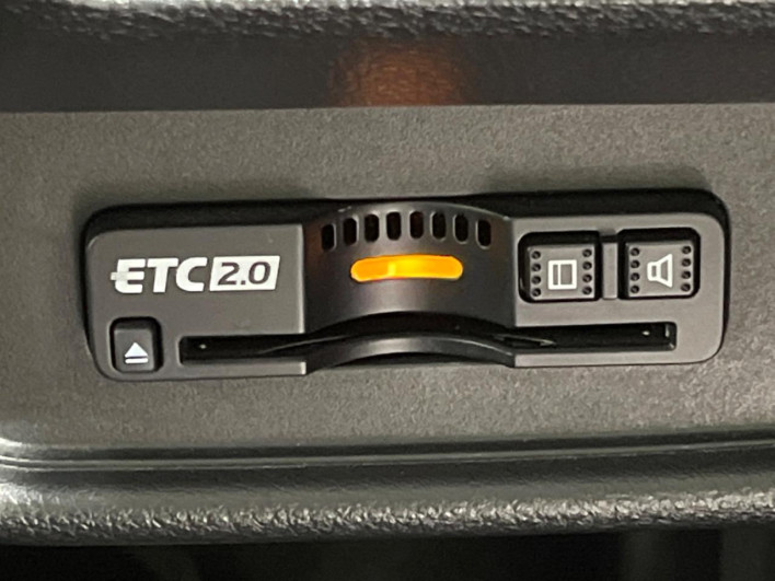 2021 Honda Odyssey Hybrid 6AA-RC4 (UW-6a2b79358040f)[17]