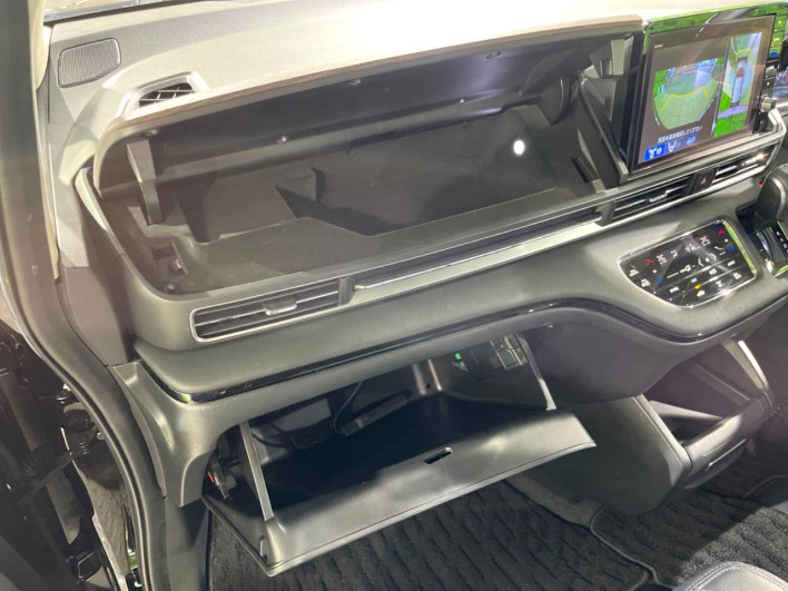 2021 Honda Odyssey Hybrid 6AA-RC4 (UW-6a2b79358040f)[5]