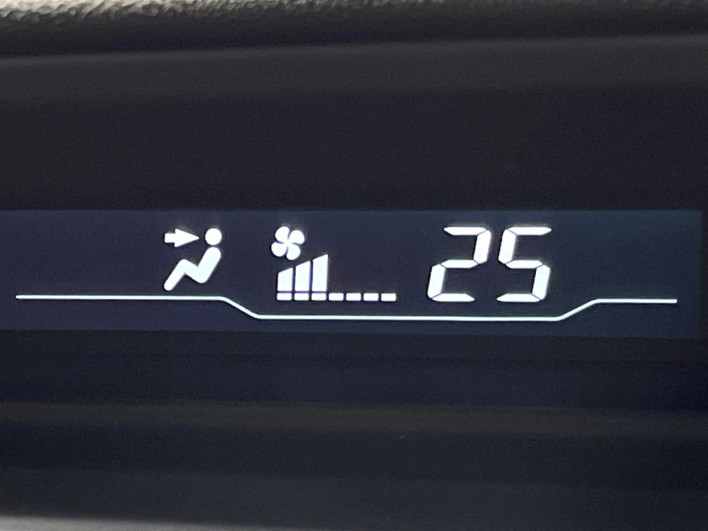 2013 Honda Stepwgn Spada DBA-RK6 (UW-6a2b7936ce27a)[29]