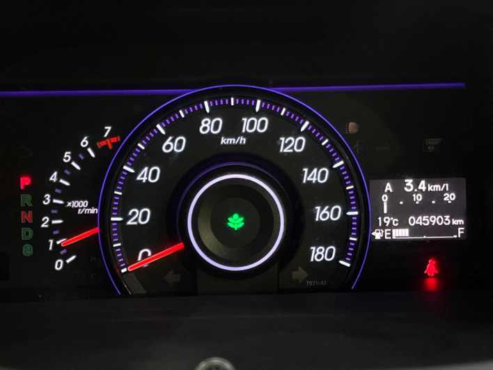 2013 Honda Stepwgn Spada DBA-RK6 (UW-6a2b7936ce27a)[28]